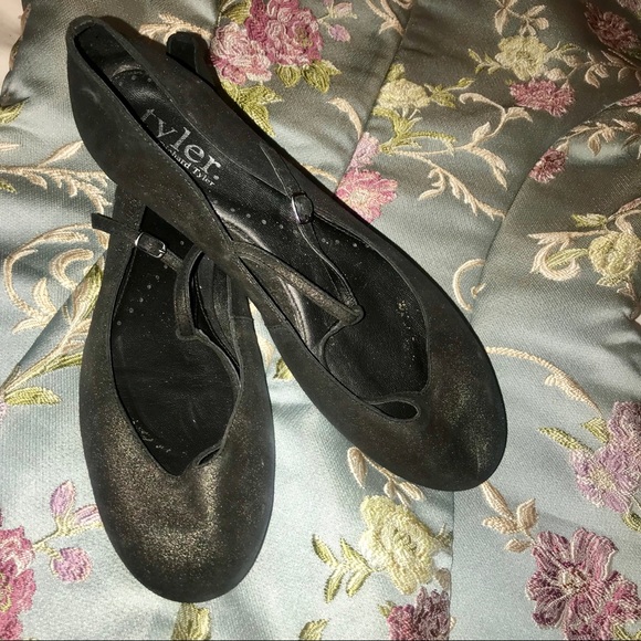 Richard Tyler Mary Jane Flats - Picture 1 of 7